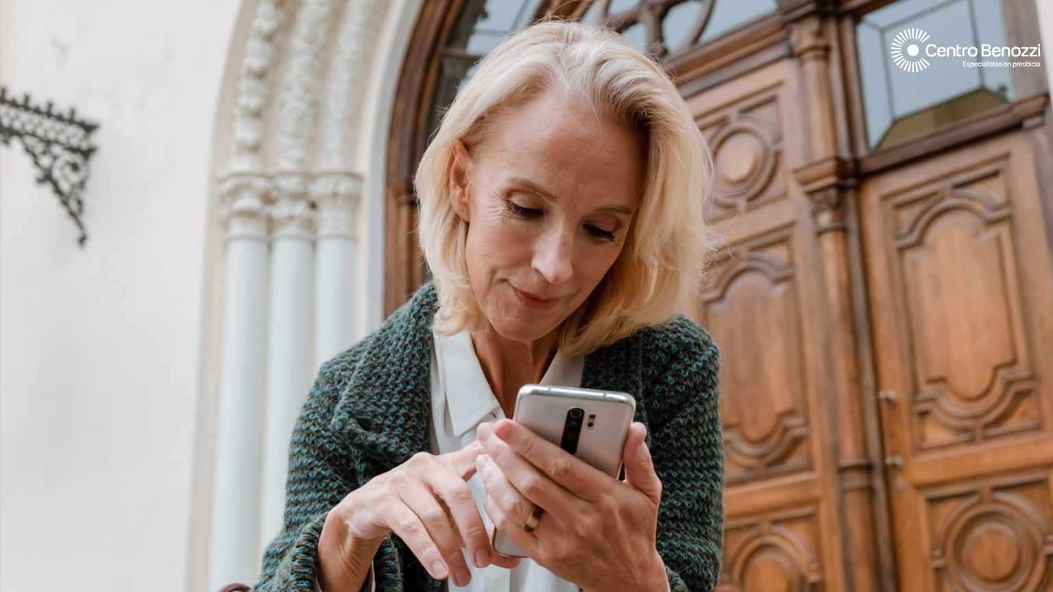 Causas de la presbicia: cómo el uso del celular puede acelerar sus síntomas